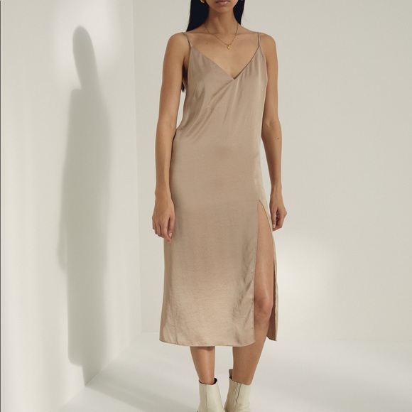 Wilfred Dresses & Skirts - Wilfred size medium blue/ slit slip dress…